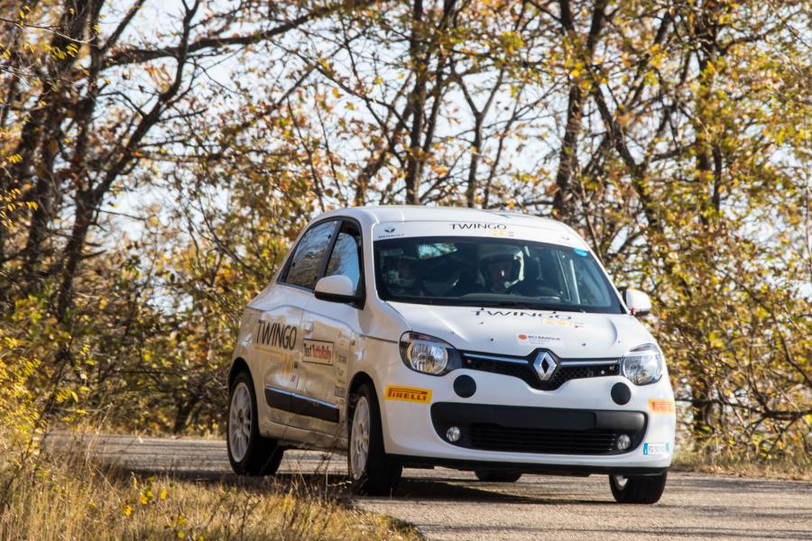  Renault Twingo R1 2016 года  (фото 1 из 30)